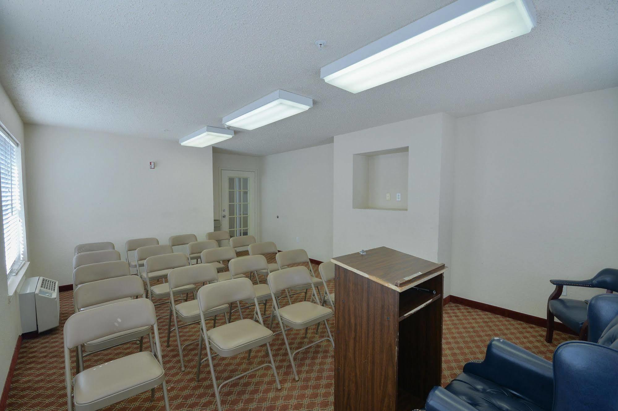 Intown Suites Extended Stay Select Houston Tx - Brookhollow Екстериор снимка
