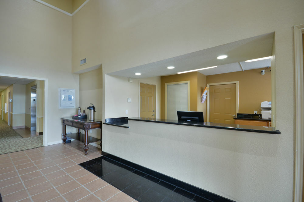 Intown Suites Extended Stay Select Houston Tx - Brookhollow Екстериор снимка
